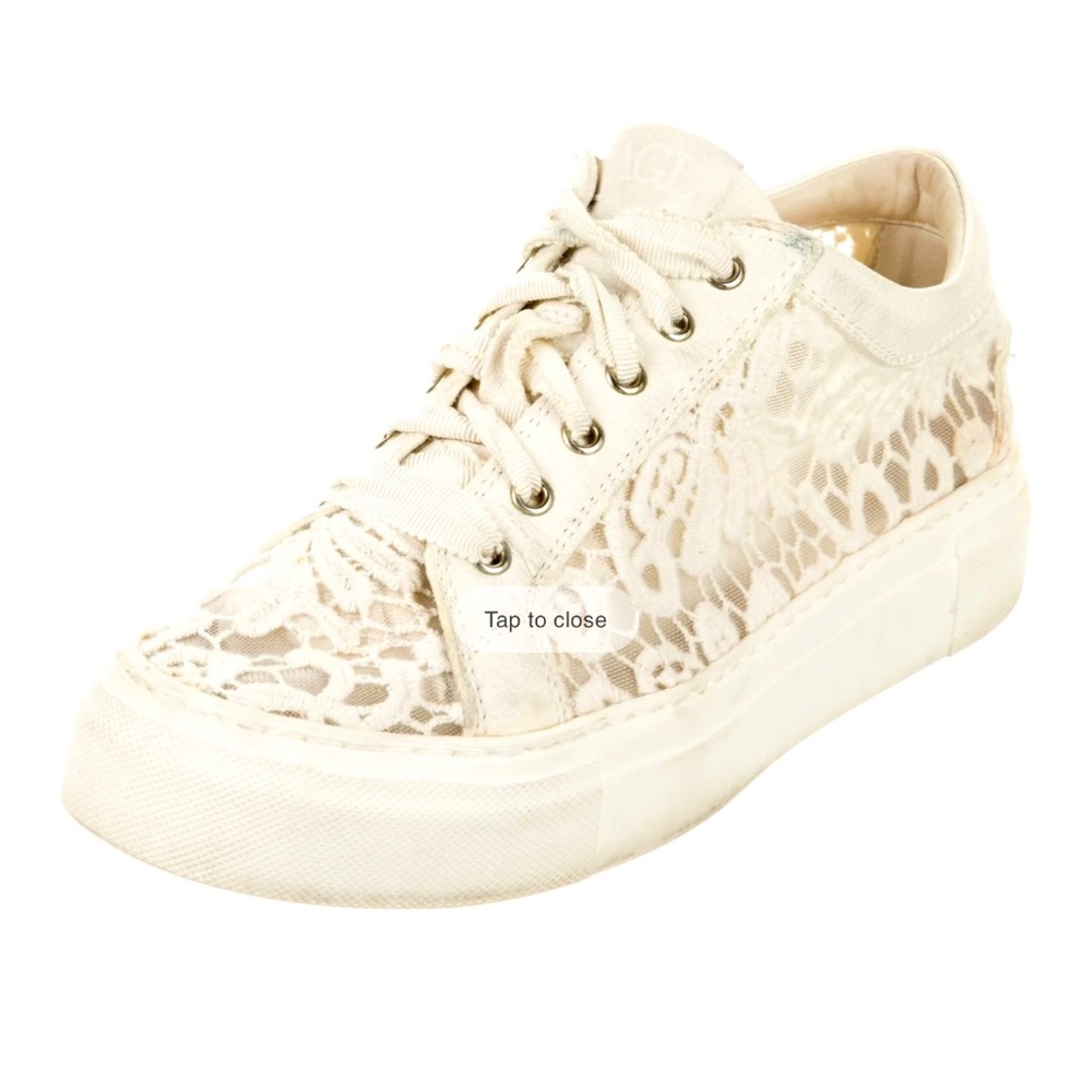 REDUCED AGL LACE PATTERN EMBROIDERED/ LEATHER OFF WHITE SNEAKERS 37.5 / 7.5